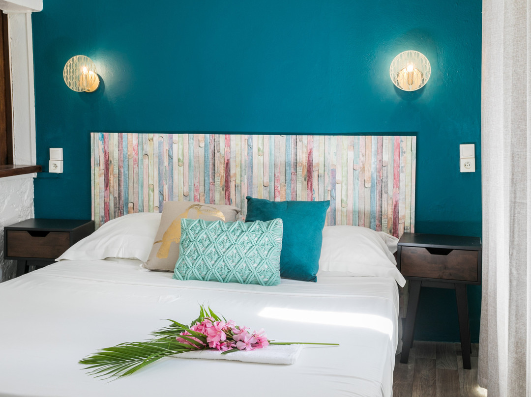 橡胶树酒店主图