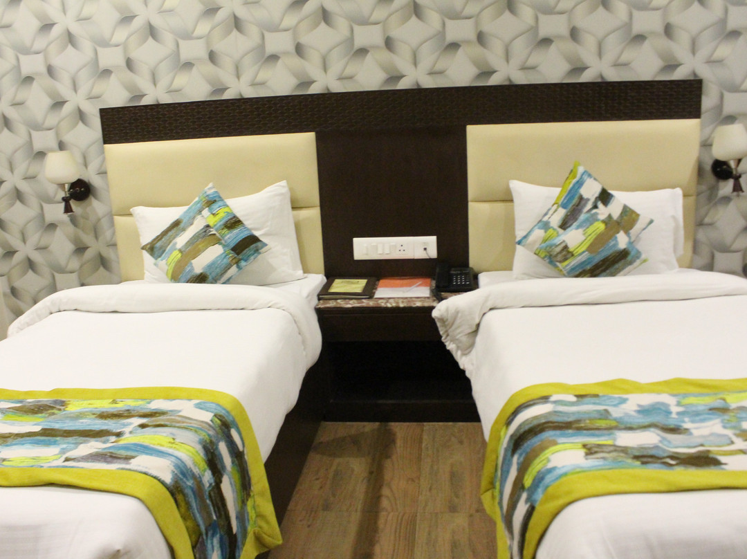 金苹果酒店主图