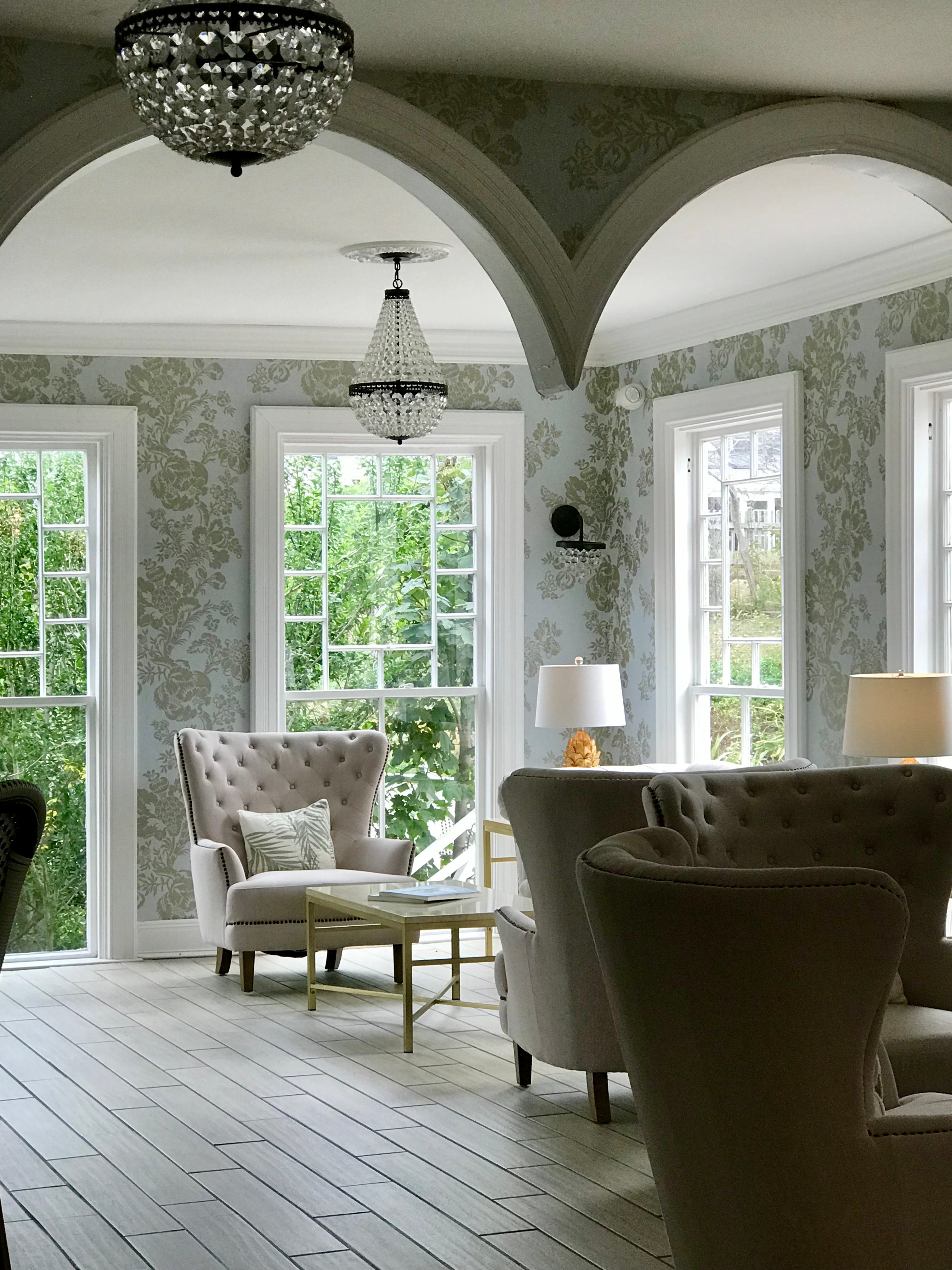 Hotel Manisses-portrait