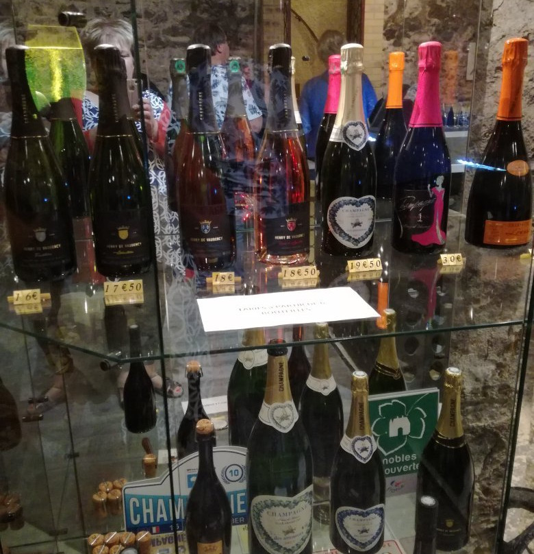 Champagne Henry de Vaugency-Oger必去景点