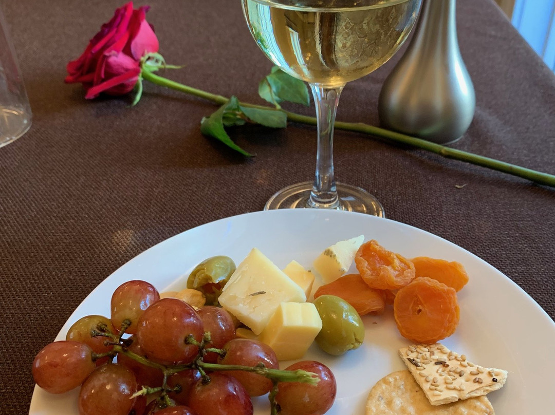 索萨利托山墙酒店主图