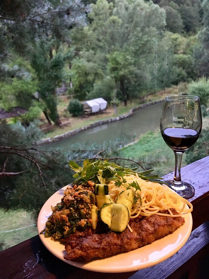 Arthurs Aghveran Resort-餐饮