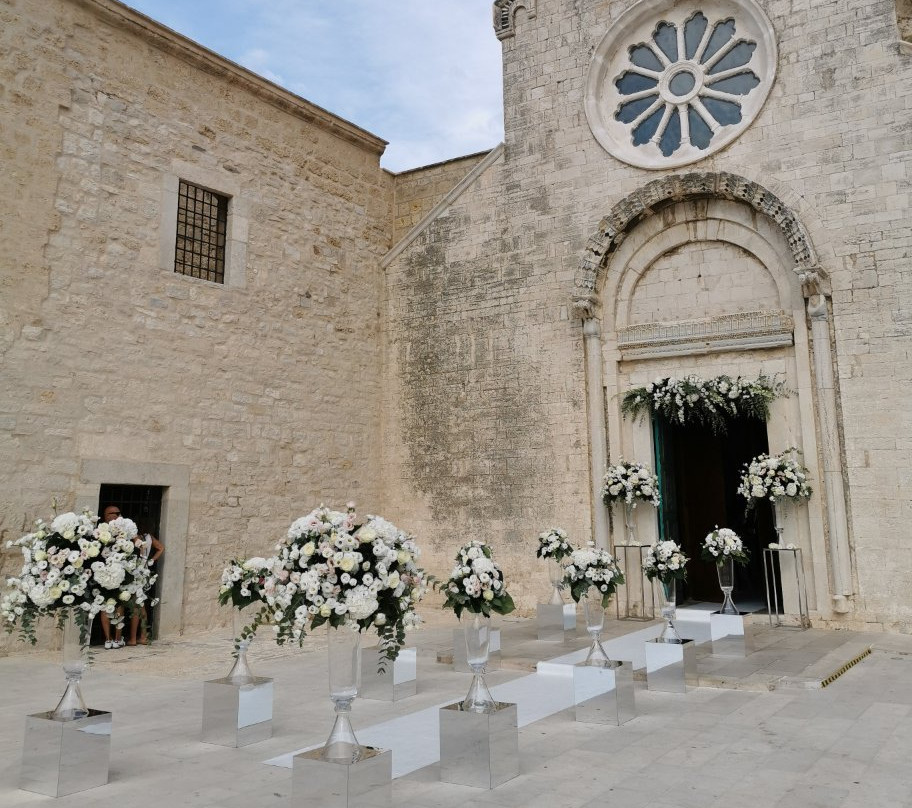 Monastero di Santa Maria di Colonna-特拉尼必去景点