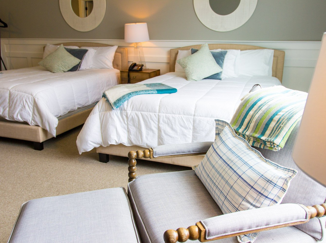 The Edgewood Inn主图