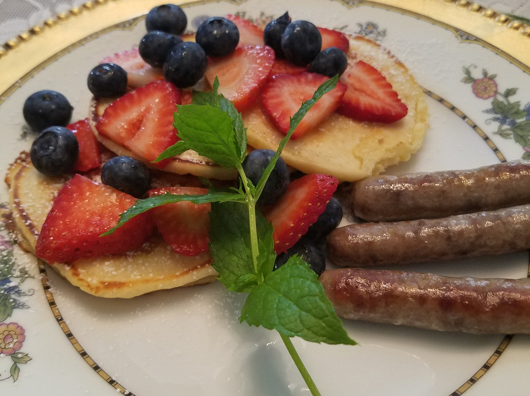 Carriage House Inn Bed & Breakfast主图