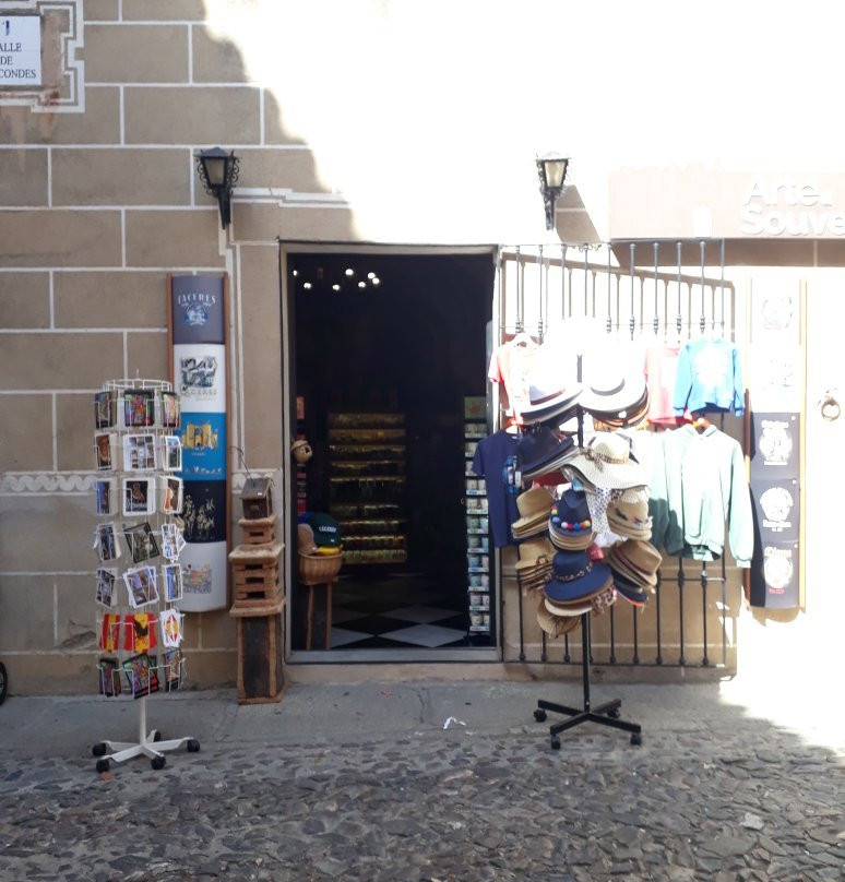 Arte & Souvenirs Cáceres-卡塞雷斯必去景点