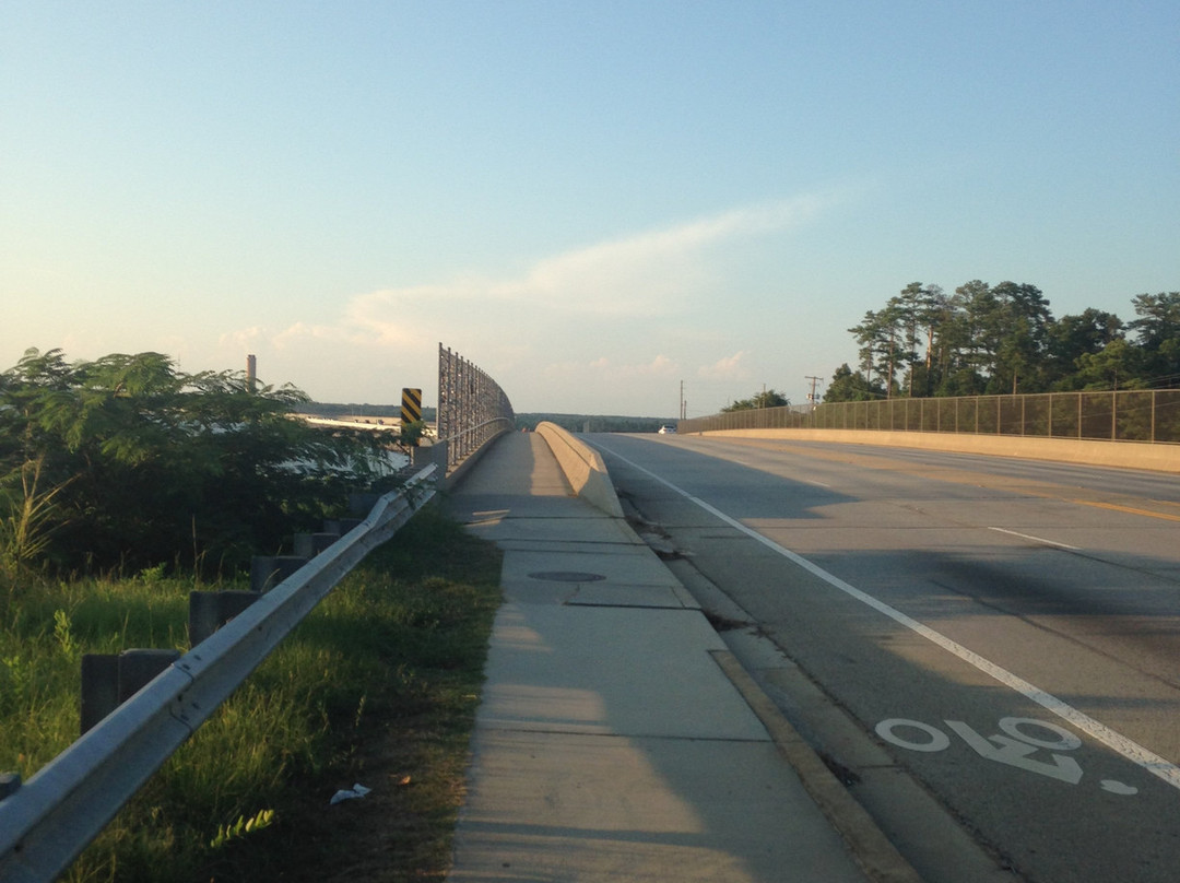 Dreher Shoals Dam Walk-列克星敦必去景点