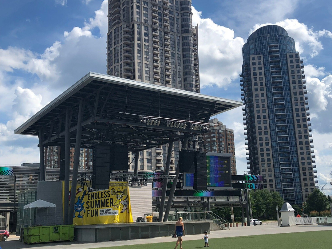 Celebration Square-米西索加必去景点