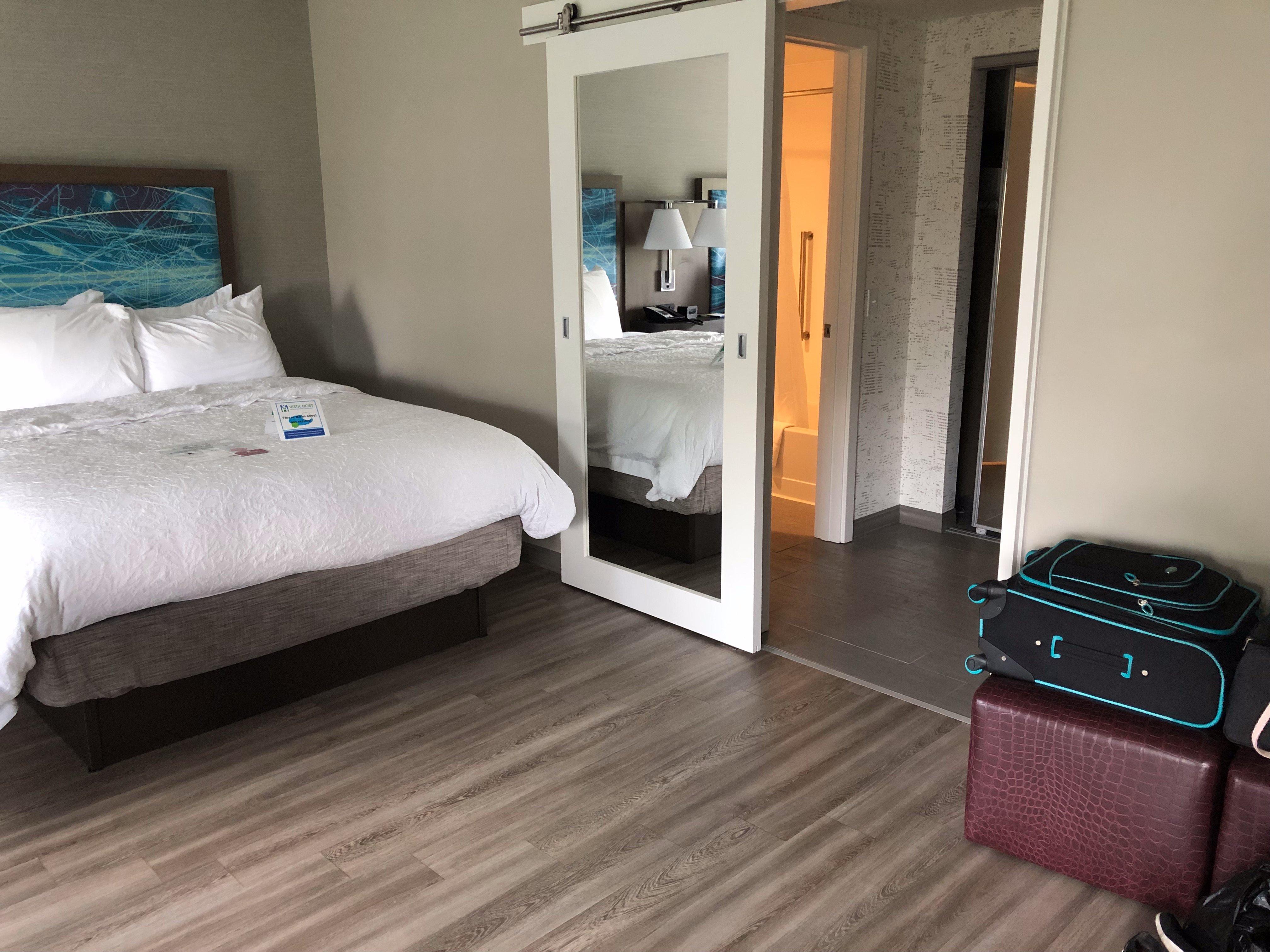 Hampton Inn & Suites By Hilton Cranberry Pittsburgh-浴室