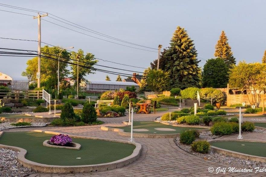 Minigolf | Golf Miniature Fabreville-拉瓦尔必去景点