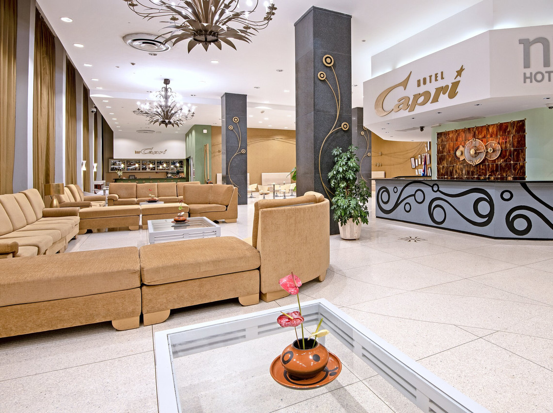 卡普里哈瓦那NH酒店