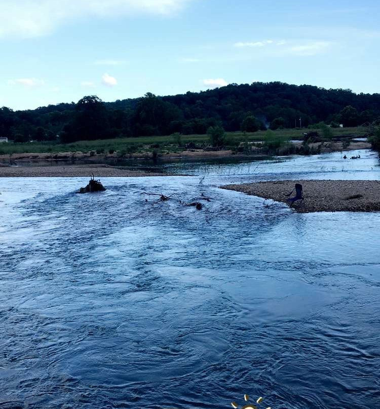 Two Sons Floats-Noel必去景点