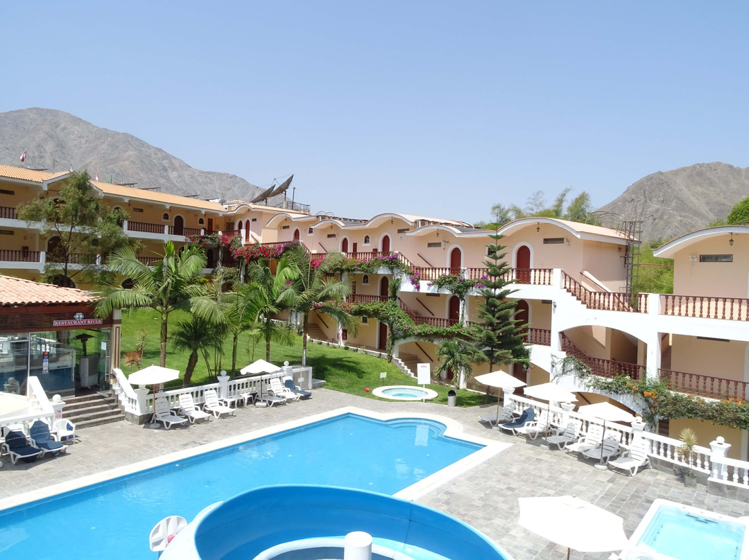 Hotel Lunahuaná River Resort主图