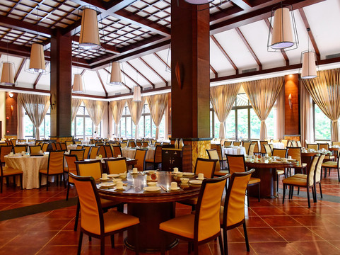 韶关乳源蓝山源岭南东方温泉酒店主图