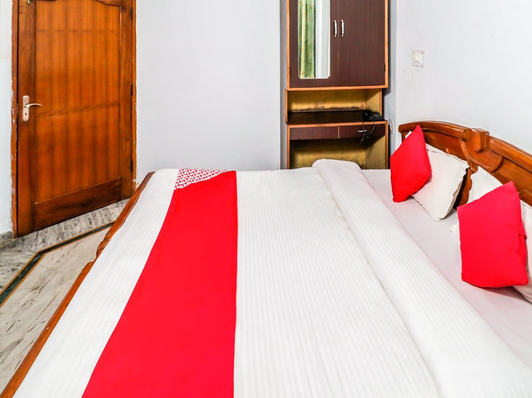 OYO 25077 Hotel Ashoka Regency主图