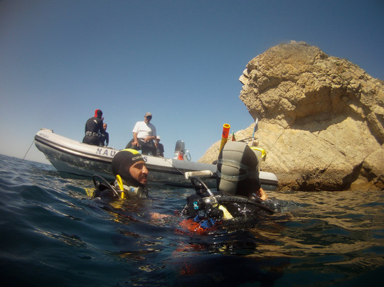 Nautilus-Sub Escola de Mergulho-塞新布拉必去景点