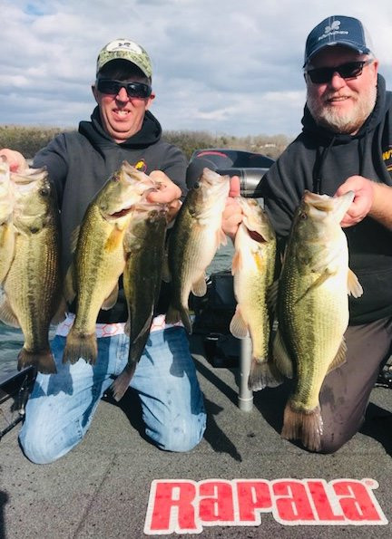 Branson Fishing Adventures-Hollister必去景点