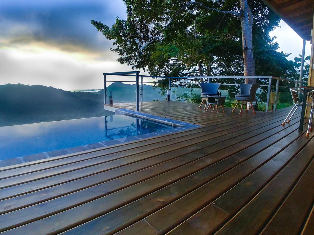 JungleSea Lodge