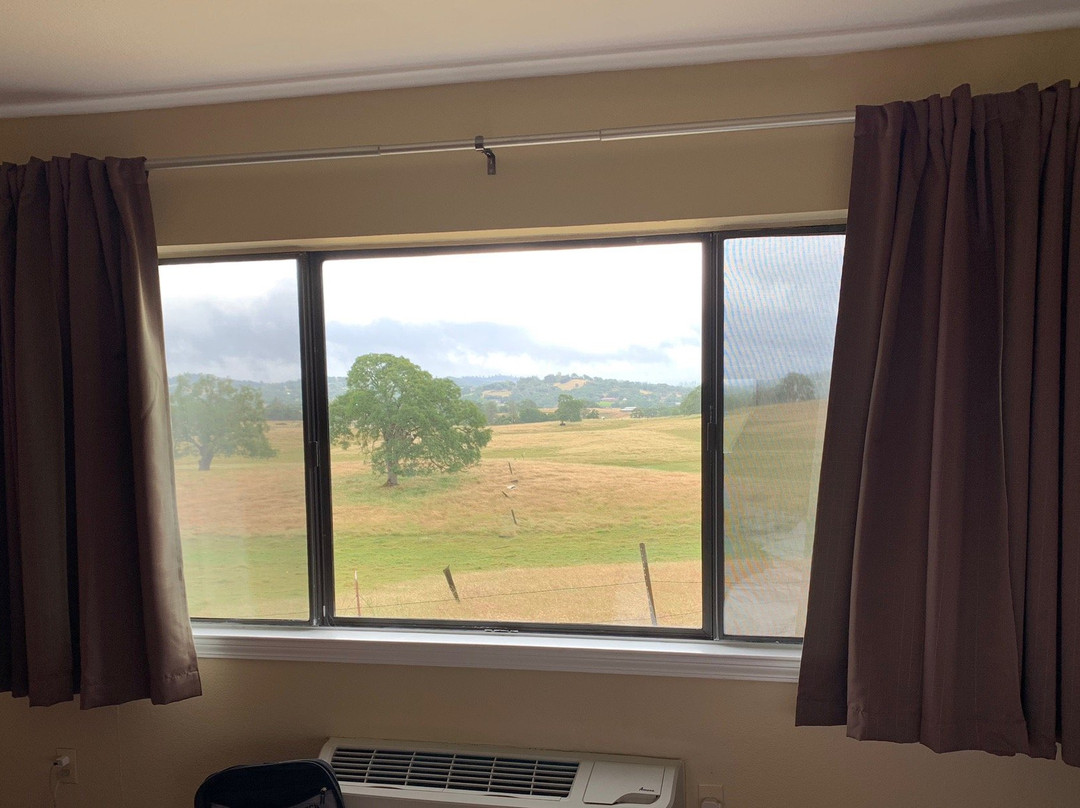 雪兰多阿酒店主图