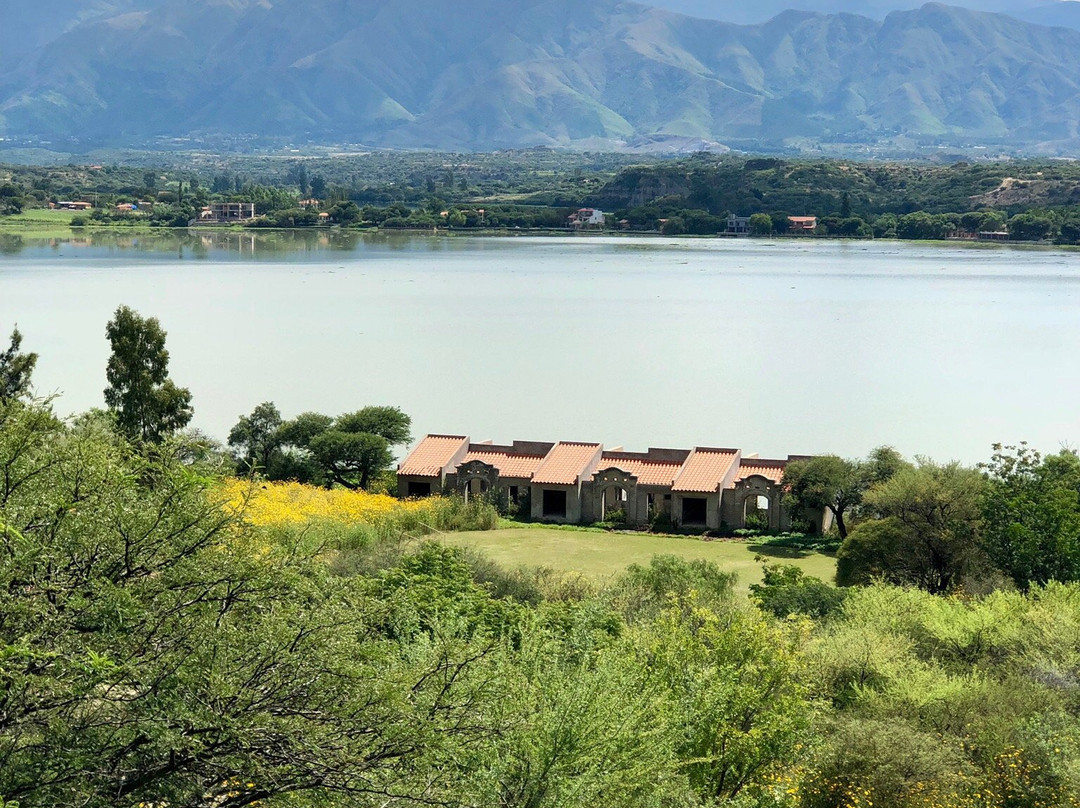 Lago San Jacinto-塔里哈必去景点