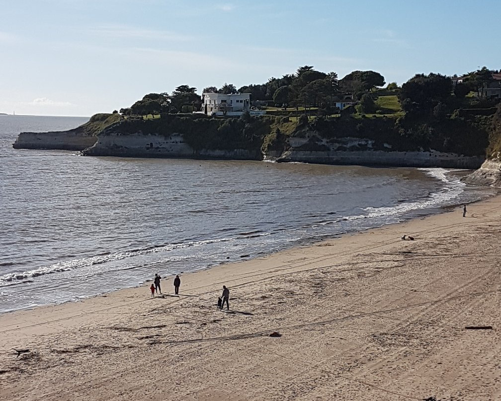 Plage Des Nonnes景点图片