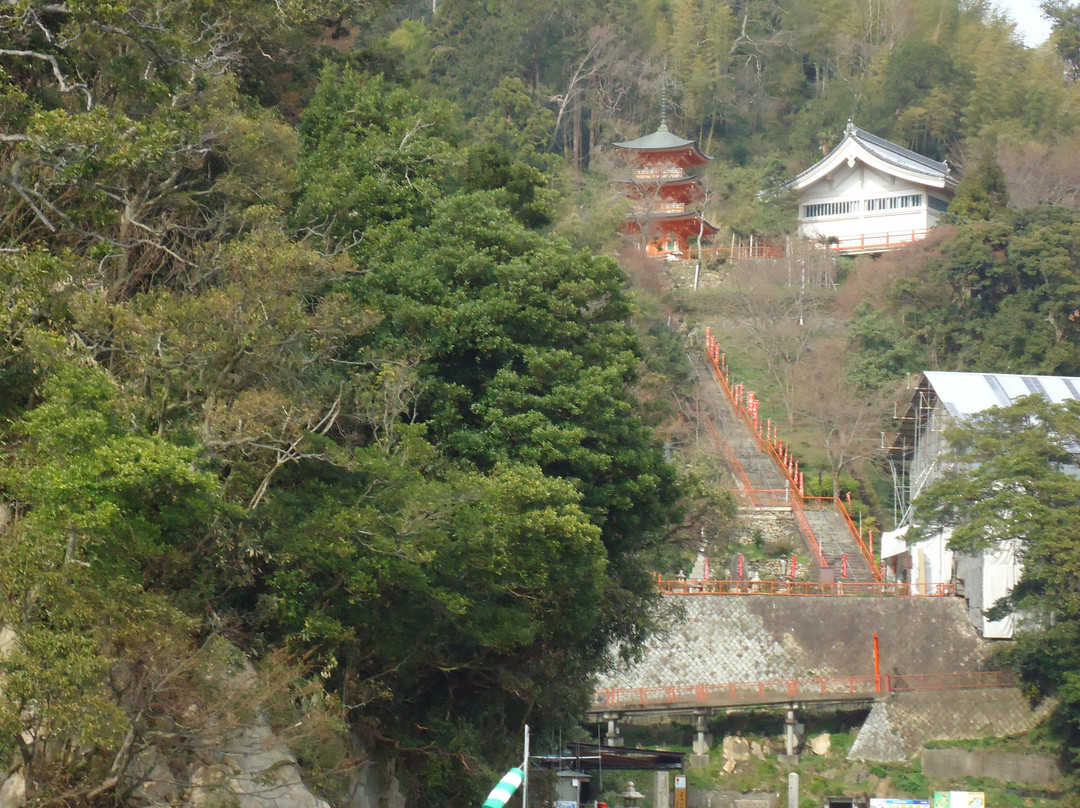 Hogon-ji Temple Sanjunoto-长滨市必去景点