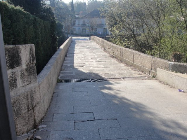 Ponte de Negrelos-吉马良斯必去景点