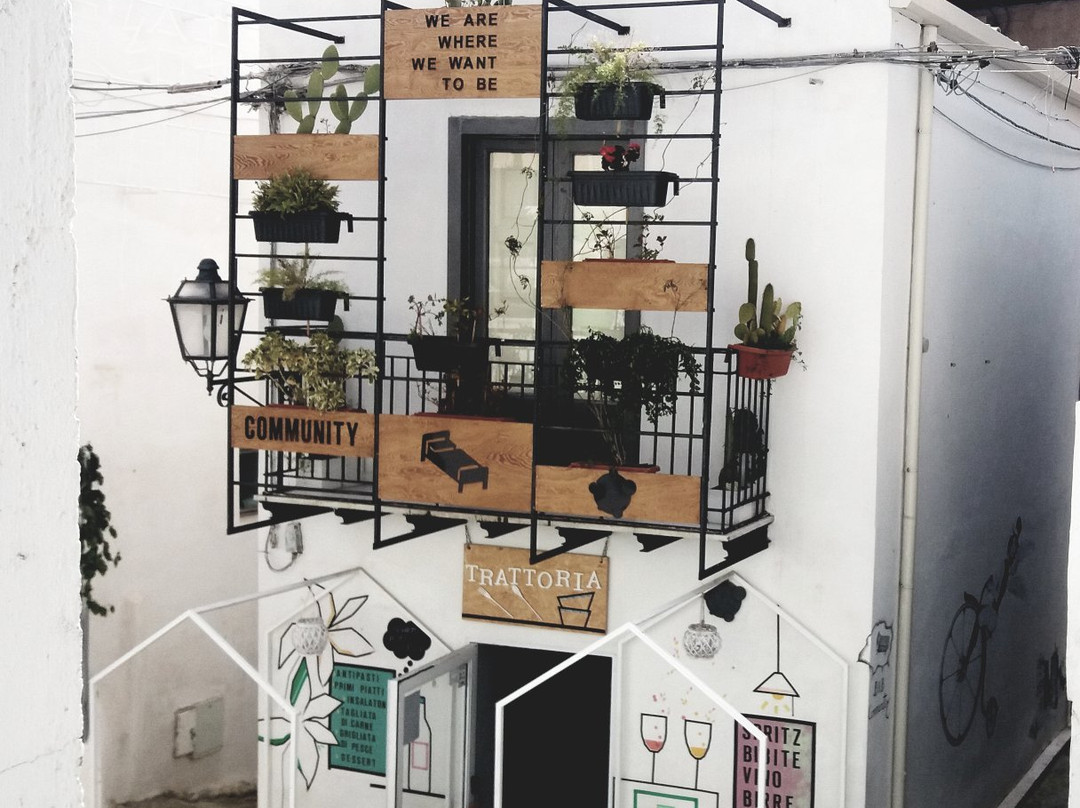 社区客房与红酒酒店