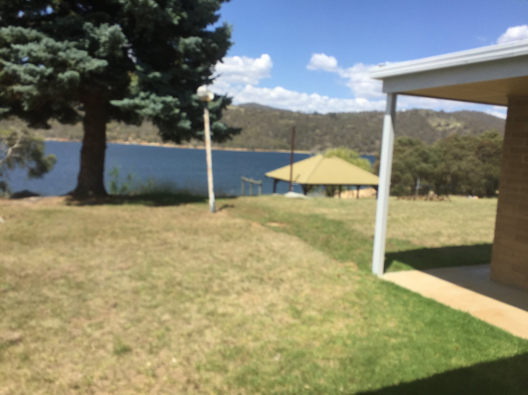 金达拜恩湖大酒店主图