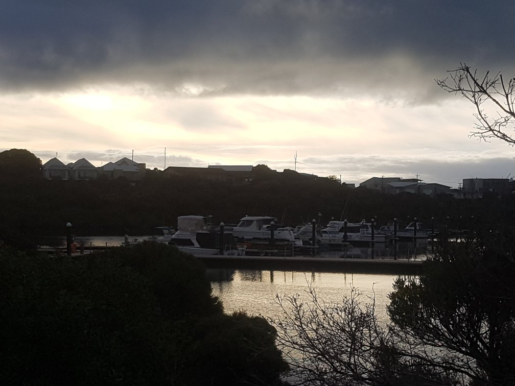 港景汽车旅馆主图