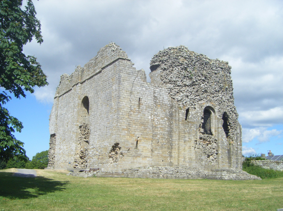 Bowes Castle景点图片