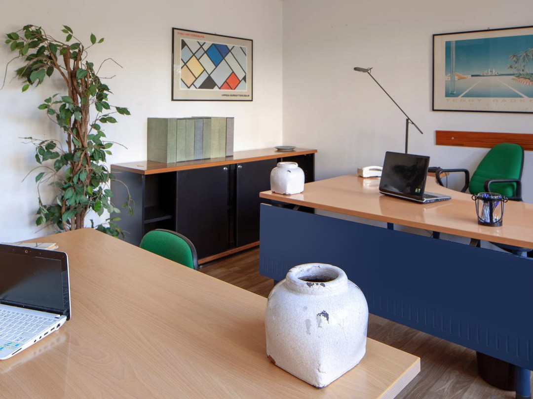 Marbela Apartments & Suites主图