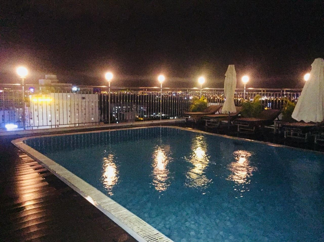 加里奥特酒店主图