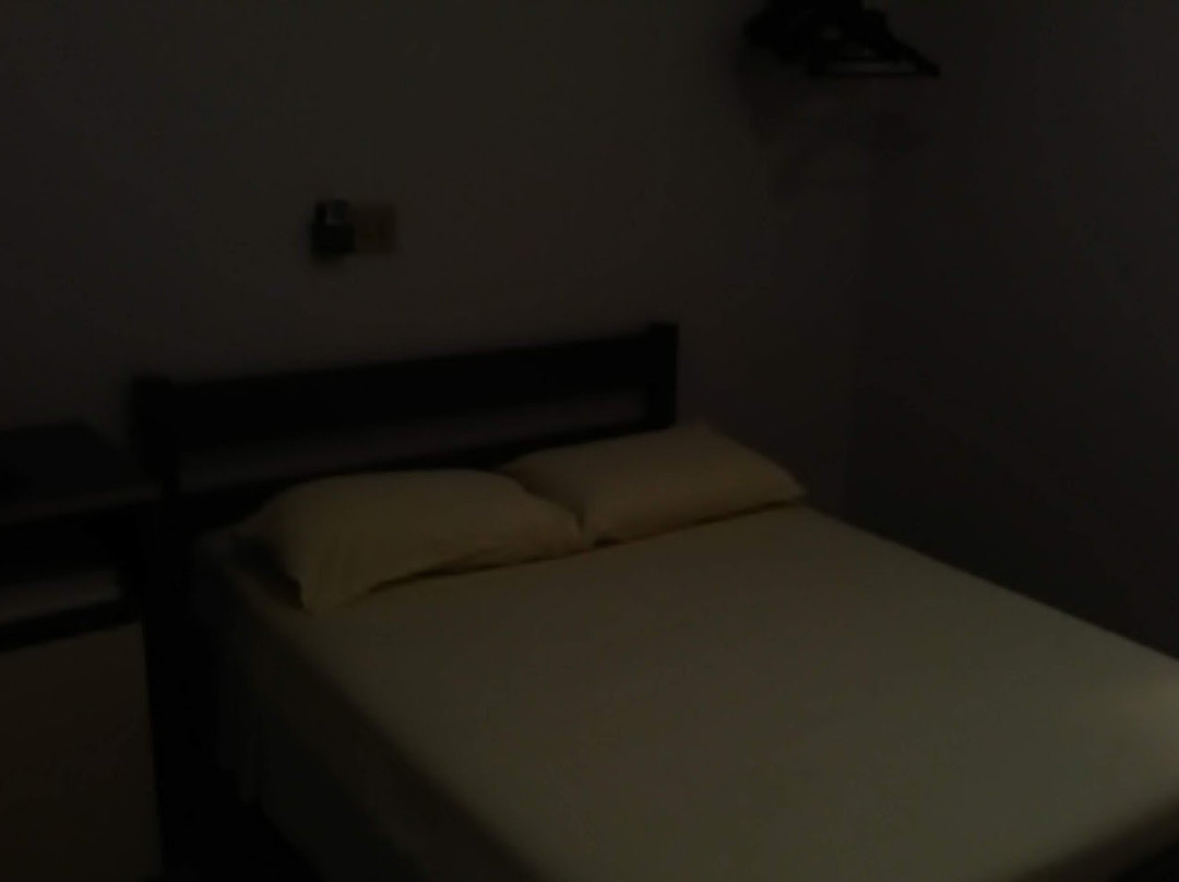 Paradise Hotel主图