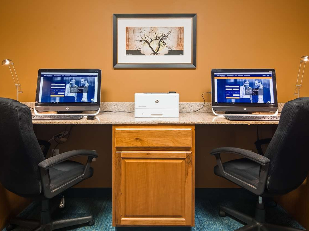 Best Western Plus Hiawatha Hotel主图