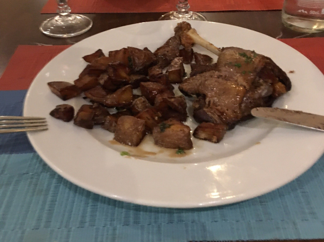 阿让特伊布松基里亚德酒店主图