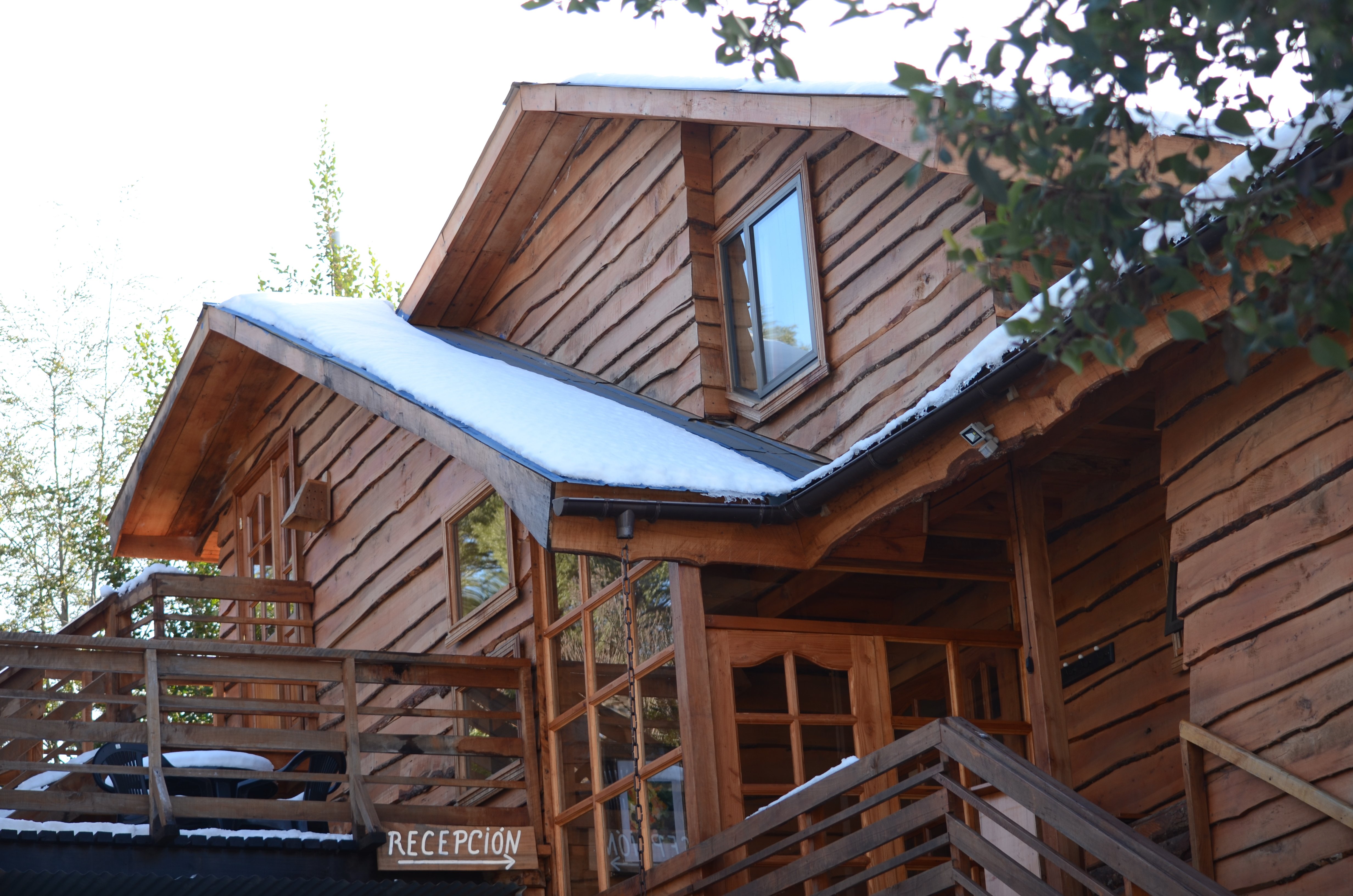 Newenpullu, Hostal y Cabanas-官方