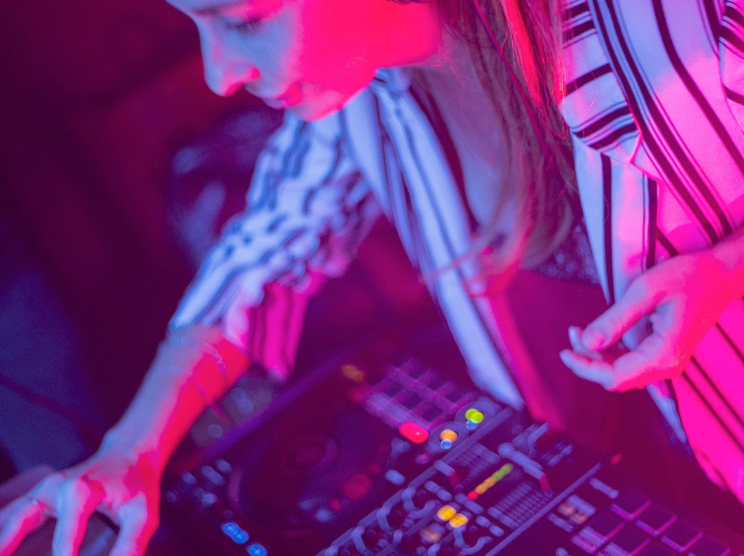 Burbank Bar & Grille-伯班克必去景点