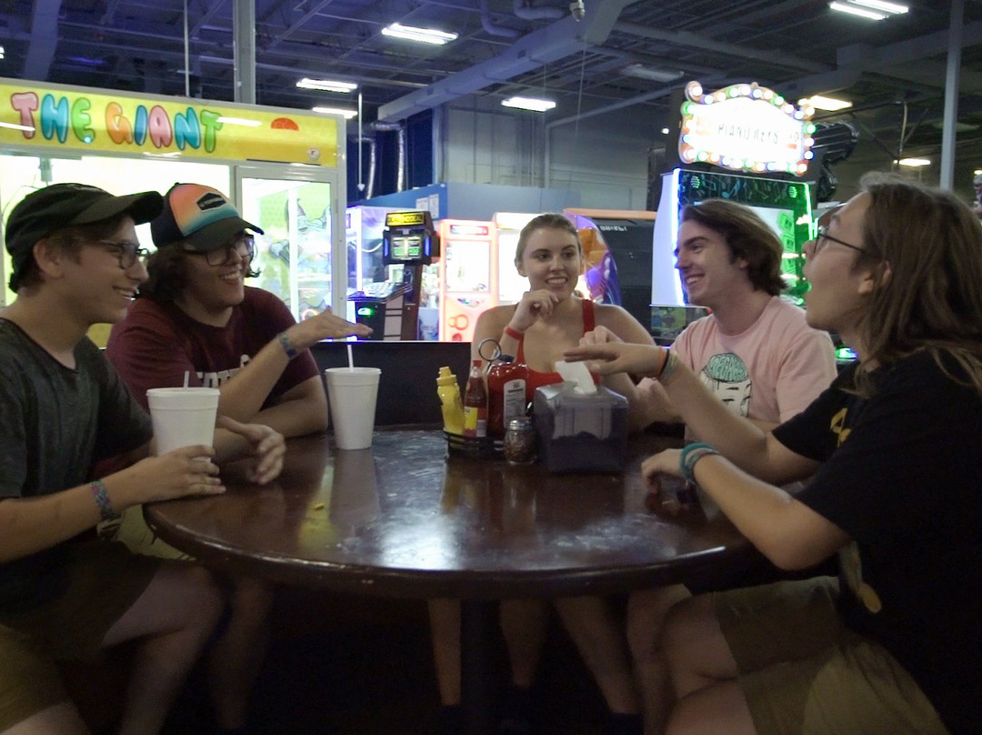 Bravoz Entertainment Center-杰克逊维尔必去景点