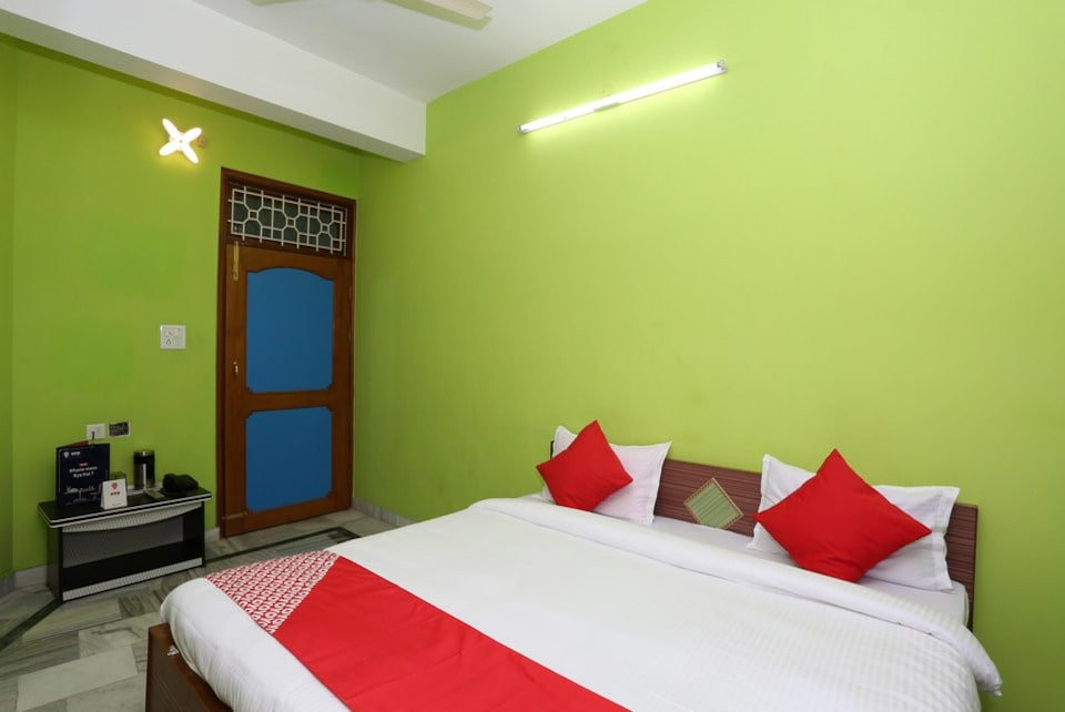 OYO 12133 Hotel Shanti主图