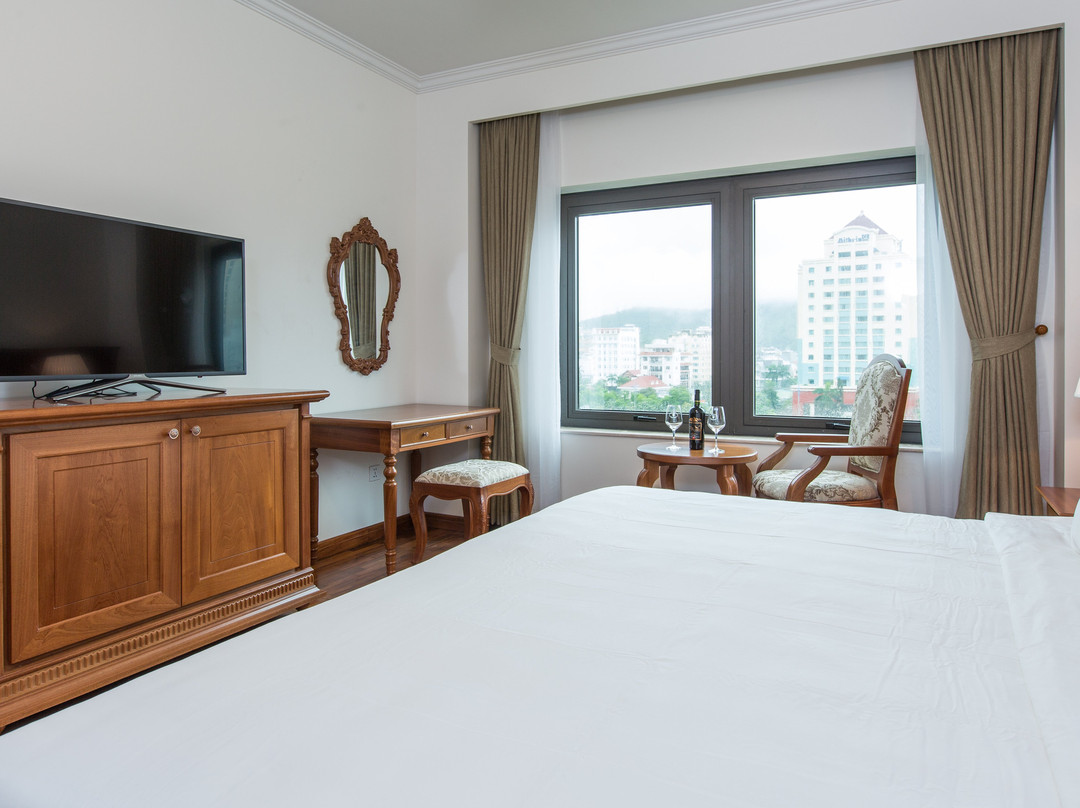 Ha Long New Day Hotel主图