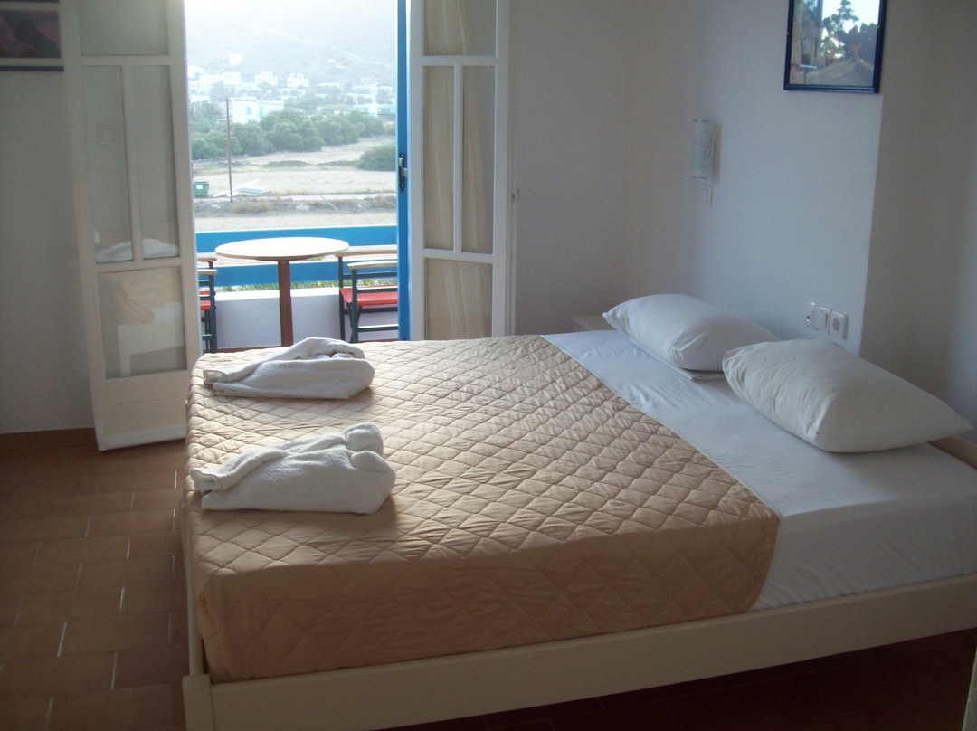 Ios Golden Sun Hotel