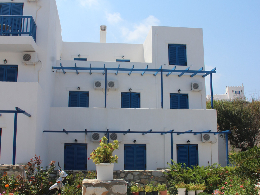 Adonis Hotel Naxos主图