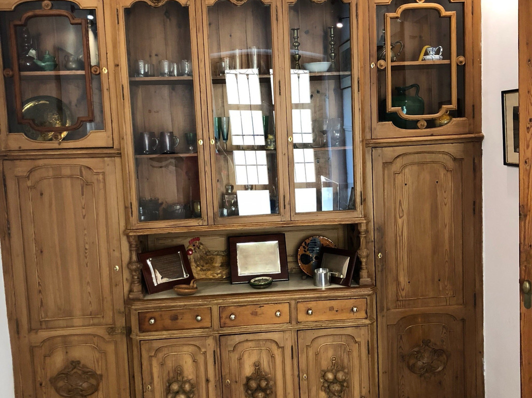 Casa del poeta Jose Angel Valente-阿尔梅里亚省必去景点