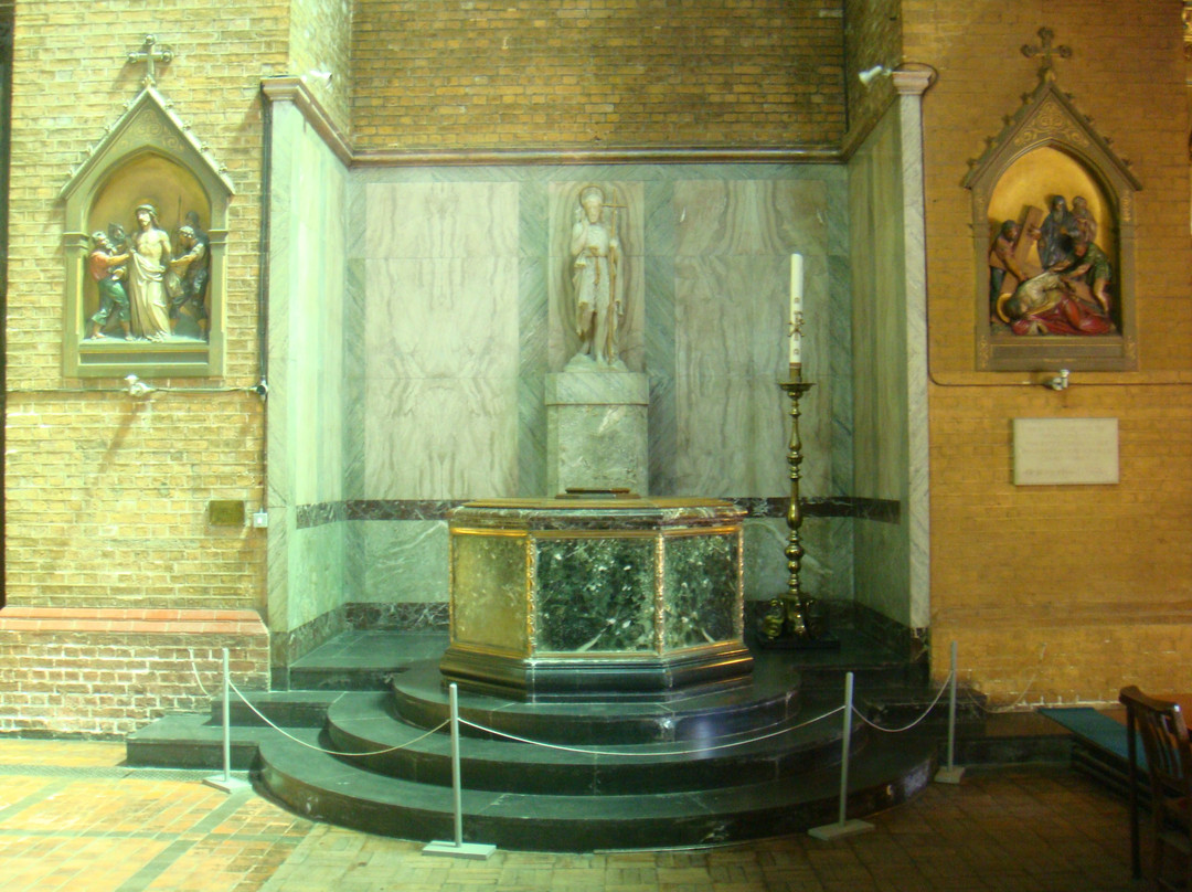 St Bartholomews景点图片