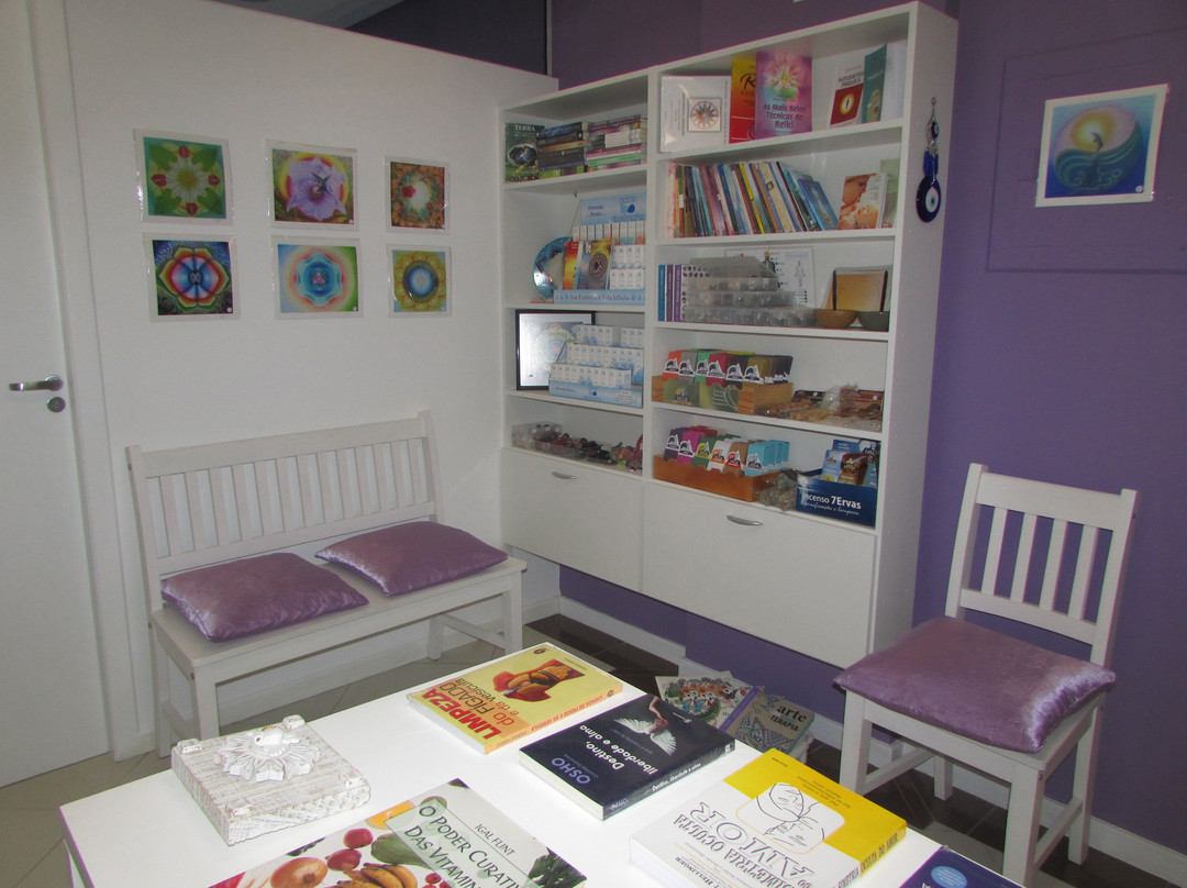 AllmalluZ Terapias Holísticas-弗洛里亚诺波利斯必去景点