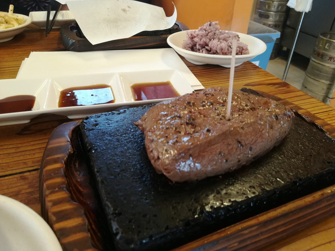 やっぱりステーキ コザ十字路店