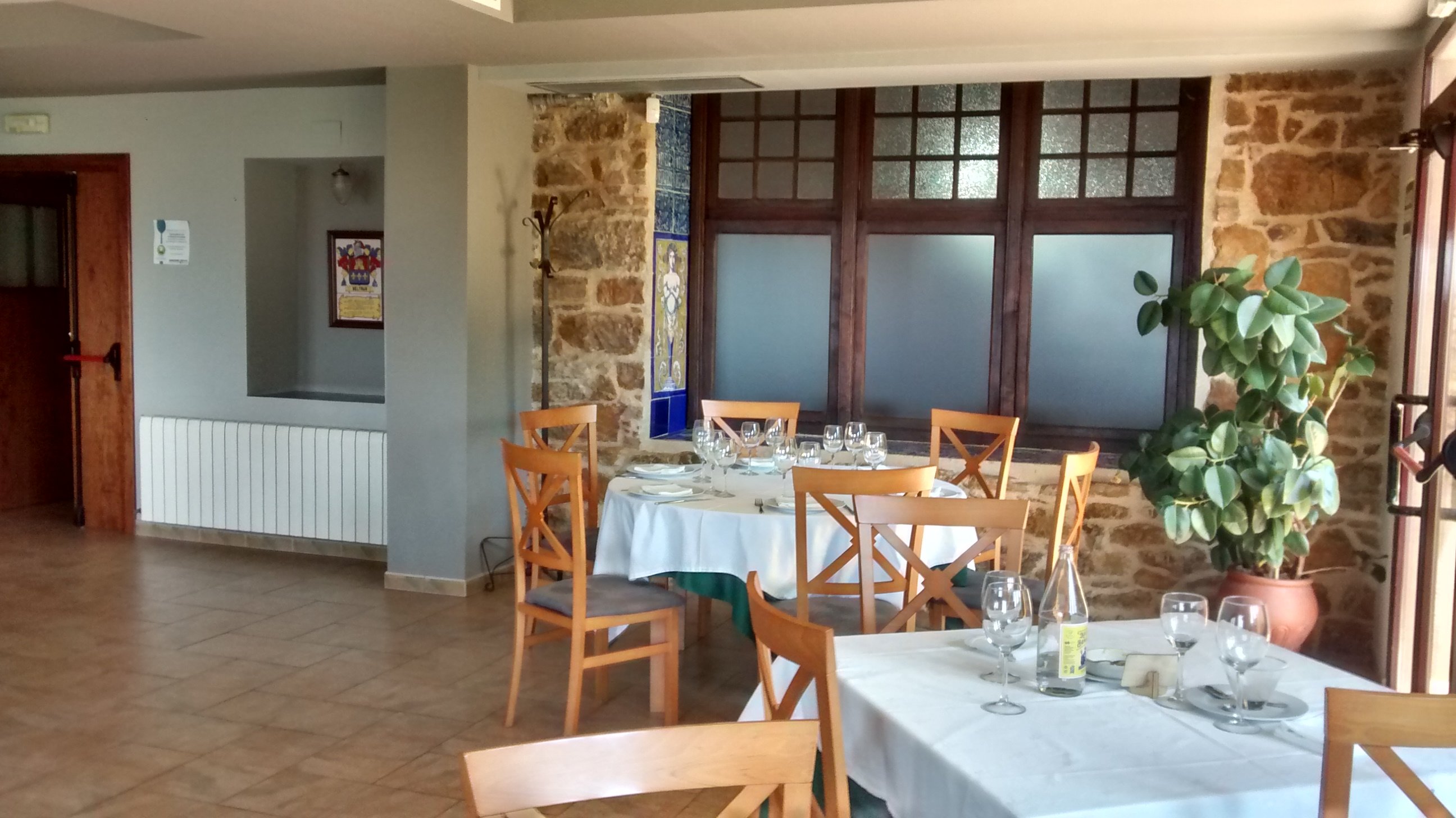 Hotel Restaurante Novella-餐饮