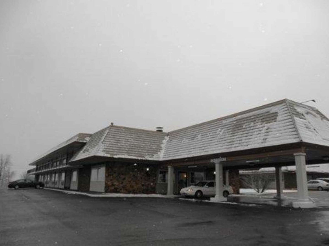 OYO Hotel Lebanon MO I-44主图