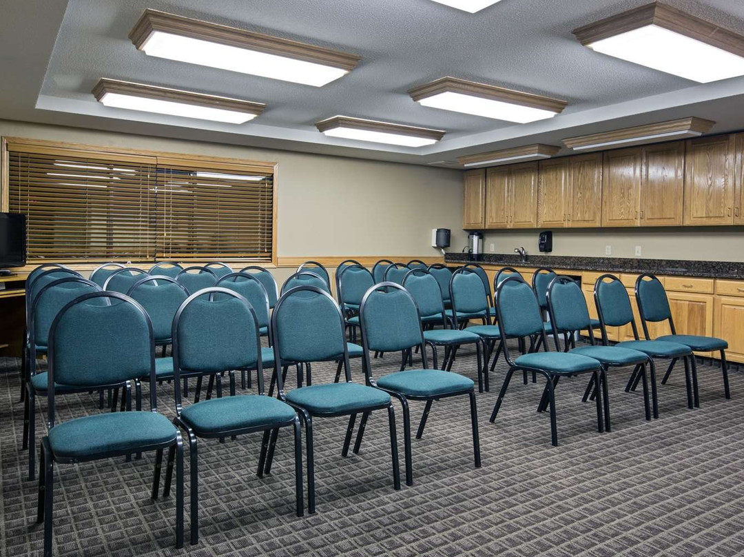 AmericInn by Wyndham Iowa Falls主图